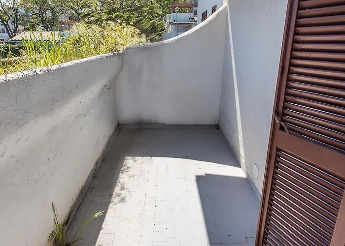 M051 - Marcelli, Con Giardino Vicino Al Mare Apartamento *